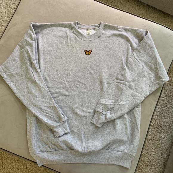 c u s t o m ✨ cozy butterfly crewneck🦋 - Picture 11 of 12
